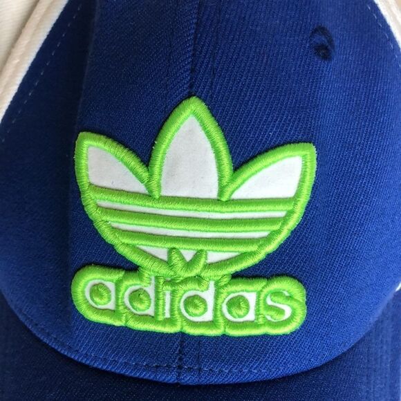 Early 2000’s Adidas Fitted Hat - Picture 3 of 5